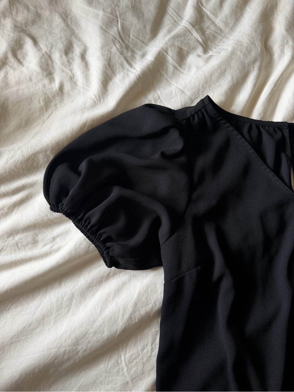 Black Puffy Short Sleeved Blouse - Picture 3 of 5
